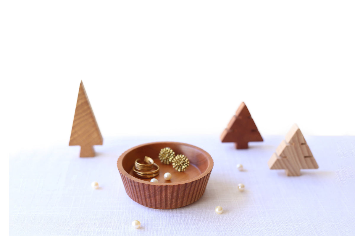 カップケーキ型風 木製小物入れ – 千日草