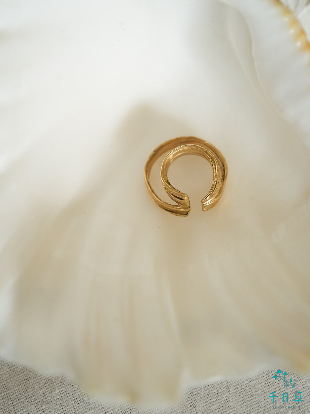 【Saturn Earcuff 】gold