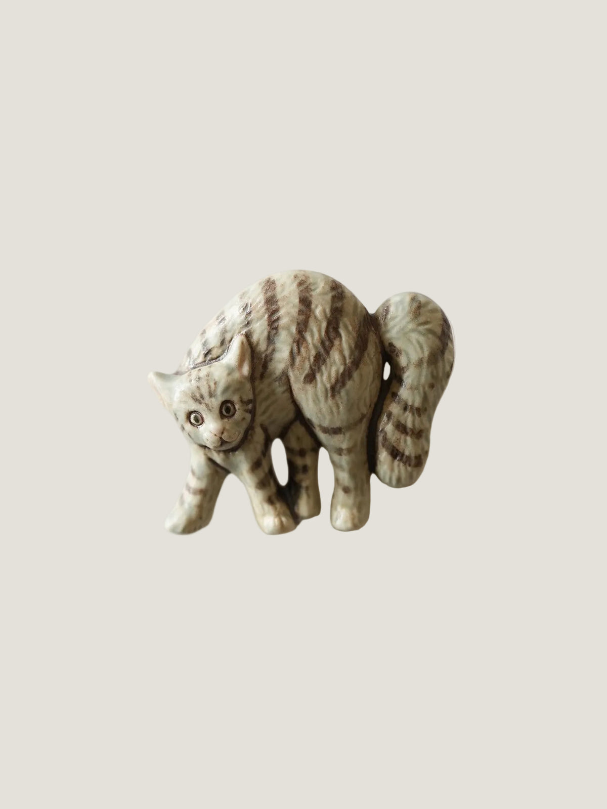 やんのか猫ちゃんのブローチ
