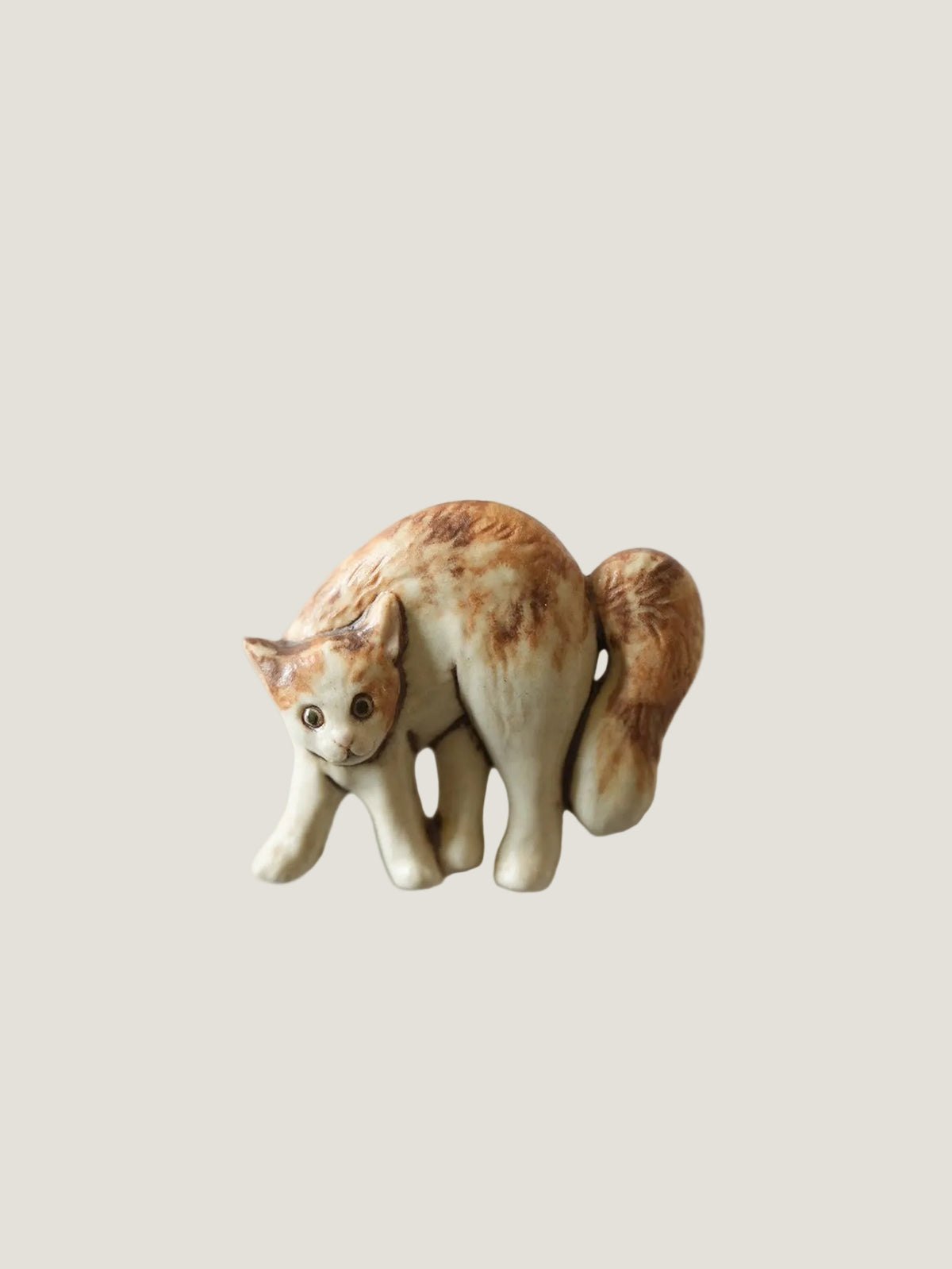 やんのか猫ちゃんのブローチ