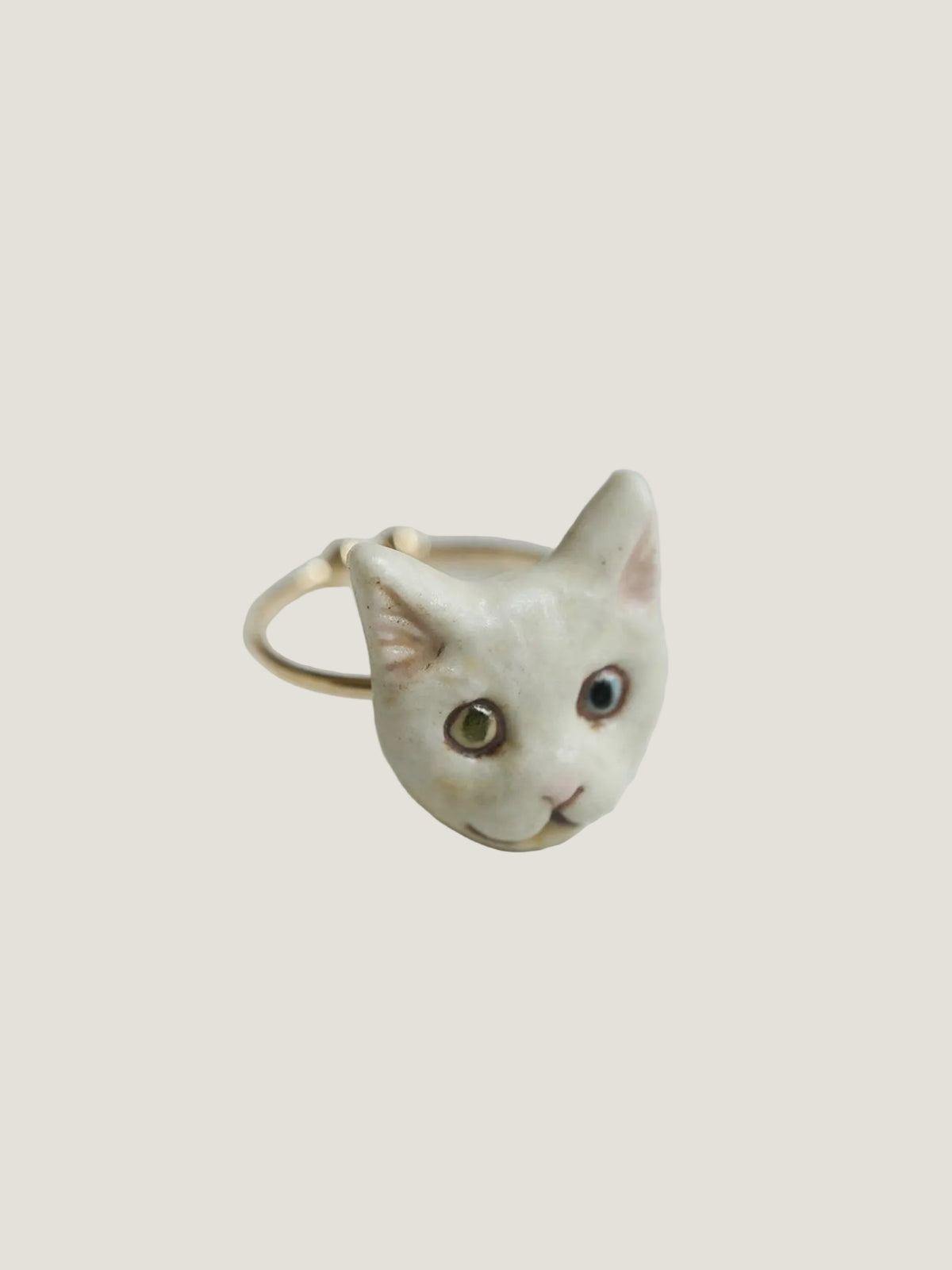 ねこちゃんの指飾り/白