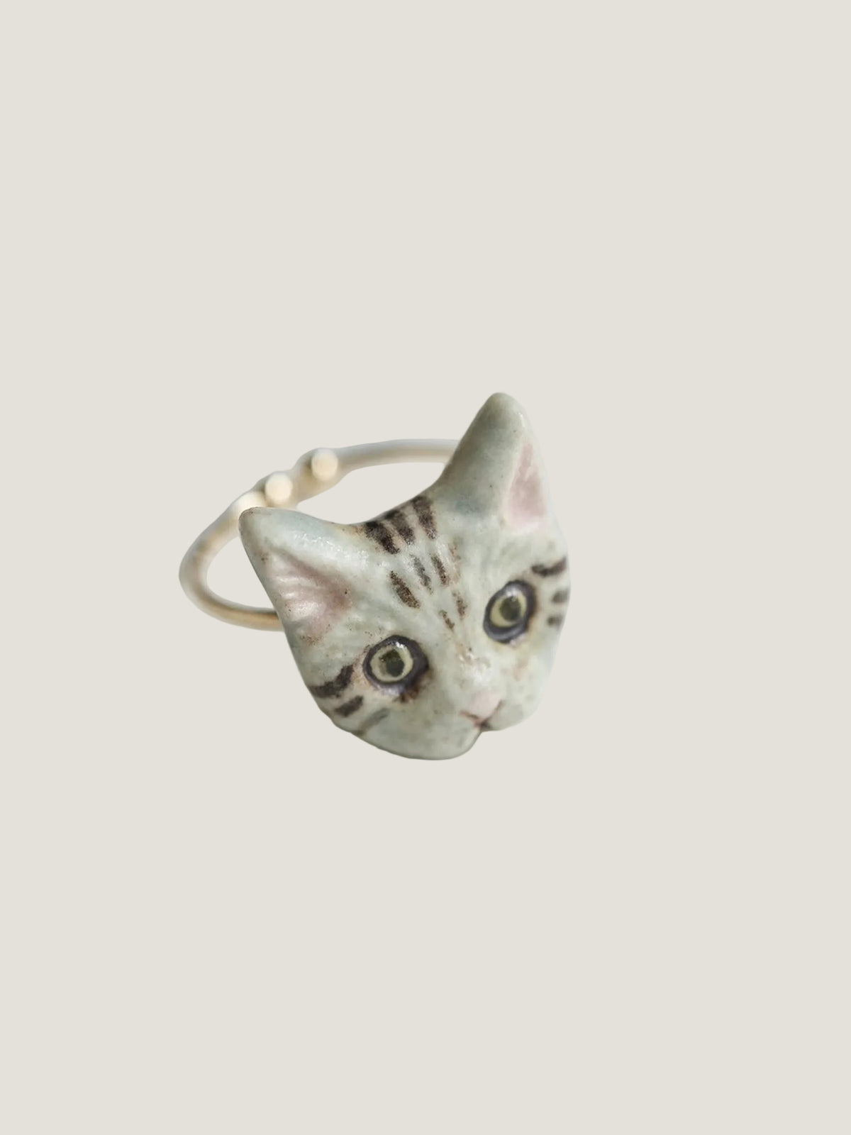 ねこちゃんの指飾り/サバトラ