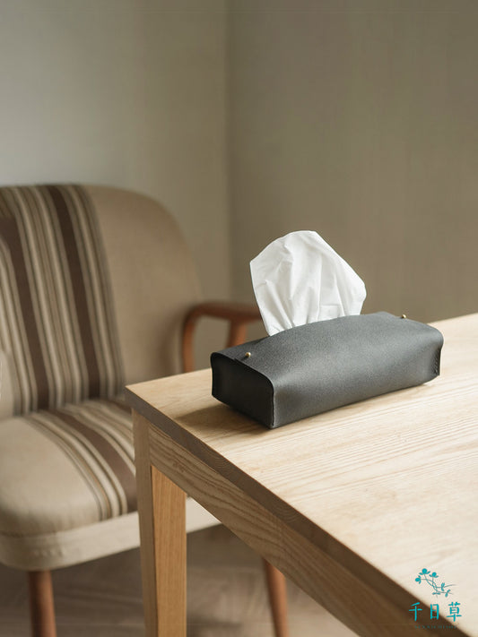 床革のティッシュケース/ネイビー