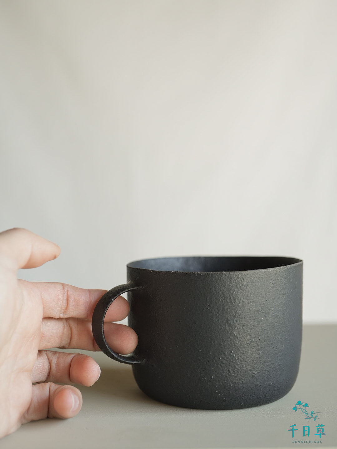 加藤益造　マグカップ　黒