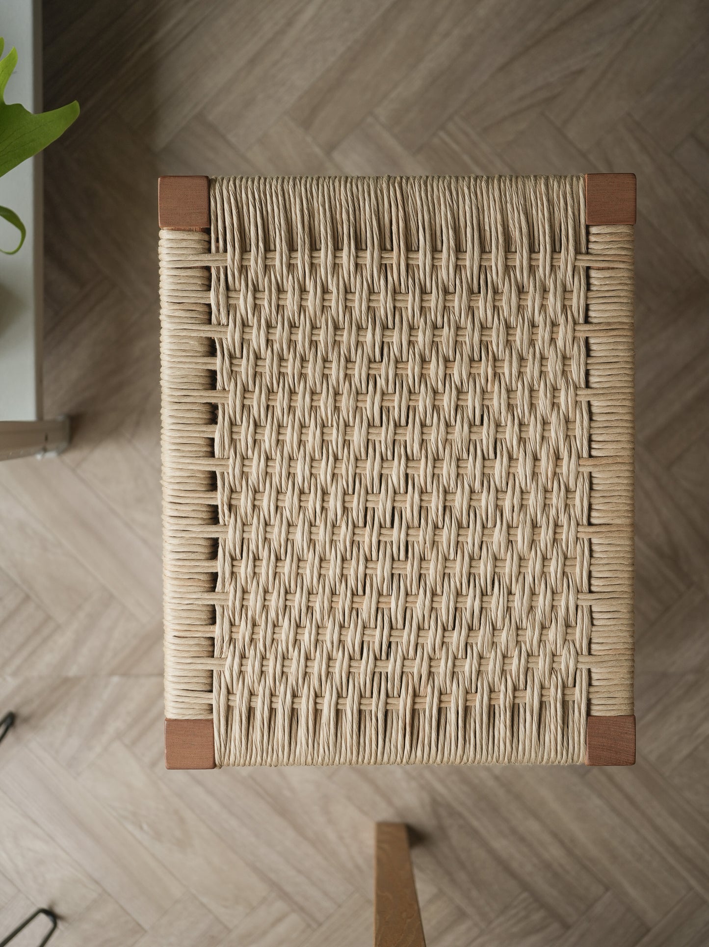 欅の網座スツール