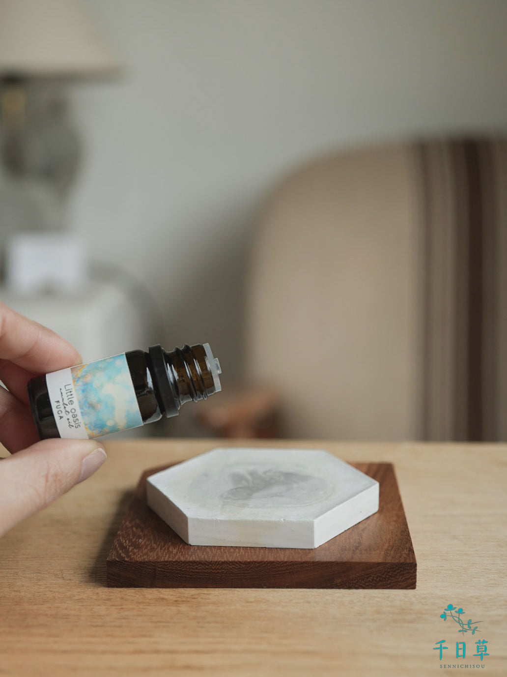 せせらぎ感じるナイトタイムオイル《Little oasis》｜天然精油・涼やかな秘境